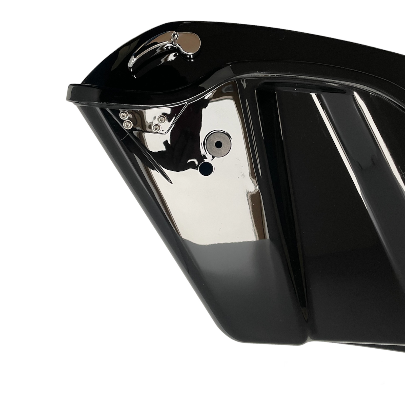 Saddlebags extended chrome latches and speaker 5"x7" holes glossy black CVO Touring 14–23 - Image 10