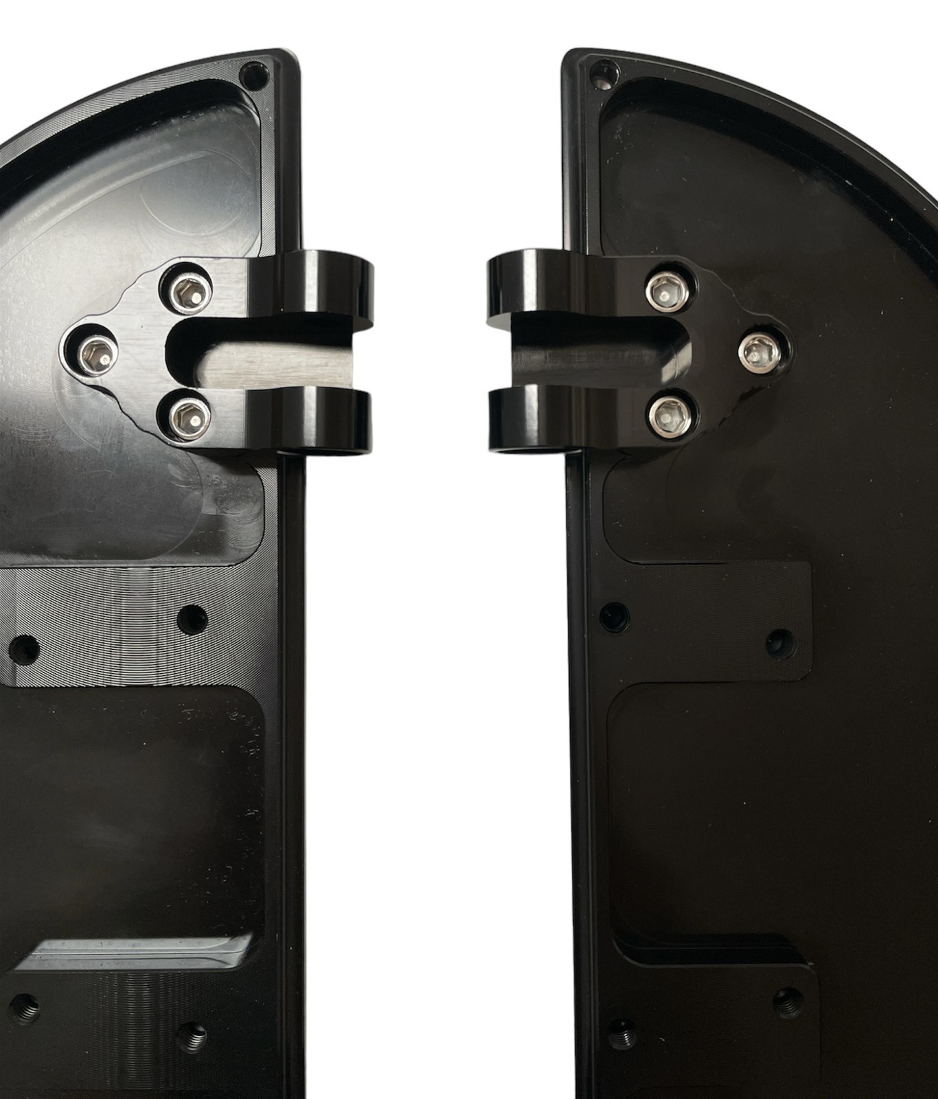 Front floorboards black/chrome Touring Dyna Softail - Image 6